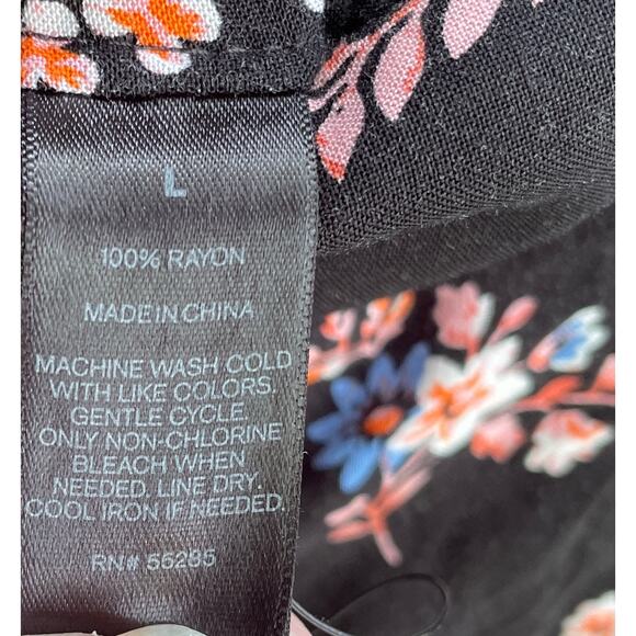 Womans Shorts Elastic Waist Large NWT and Extra Large -Express and LA BLANCA Lot - Picture 8 of 11